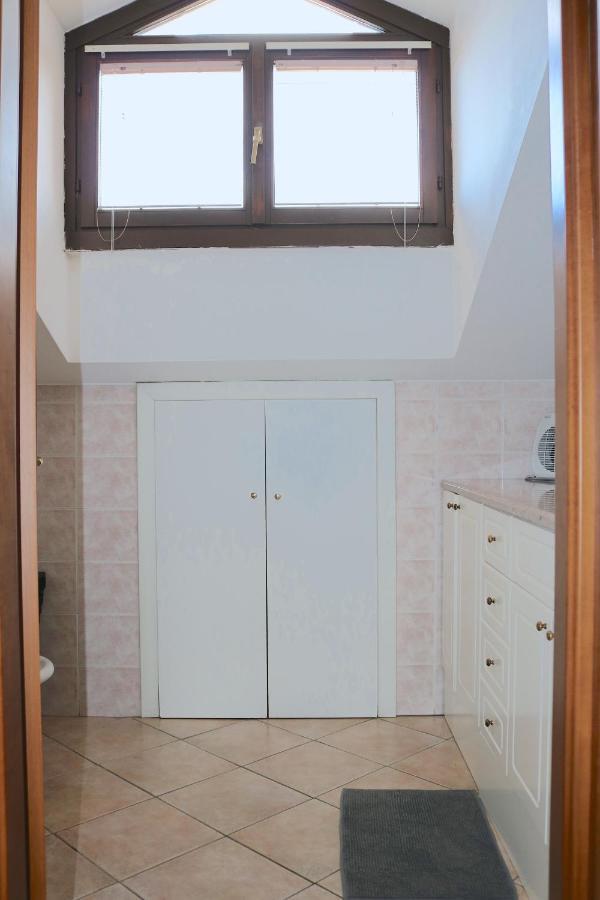 Lovely Apartment Near Canal - Via Foscolo Corsico Ngoại thất bức ảnh